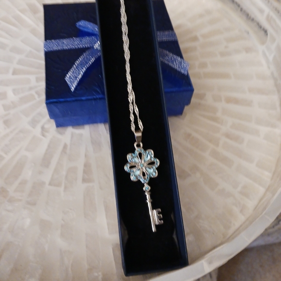 Key To My Heart Sterling Silver Pendant Necklace - Picture 9 of 13